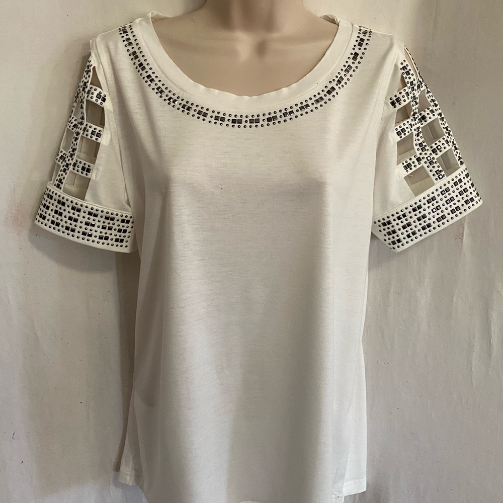 Vocal Laser Cut Embellished Short Sleeved Top. Unique trim in gunmetal gray